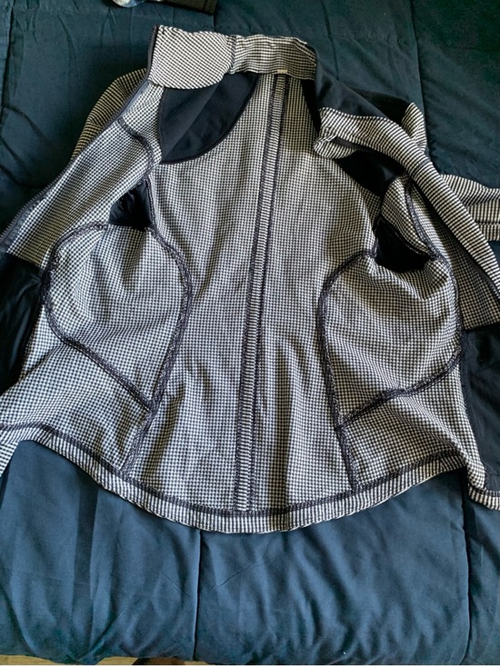 Lululemon Forme Jacket Size 6 - Picture 10 of 13